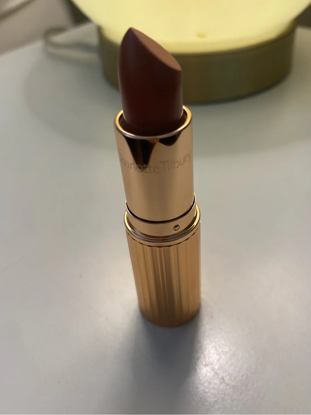 Charlotte Tilbury K.I.S.S.I.N.G. Lipstick-Runway Royalty-NWOB